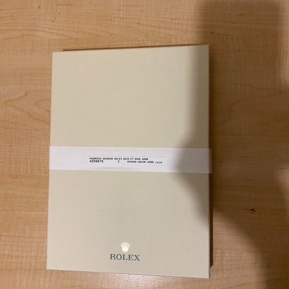 100% authentic Rolex cashmere scarf - Picture 3 of 4